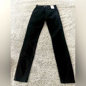 J Crew Black skinny jeans, size 24. (Toothpick)